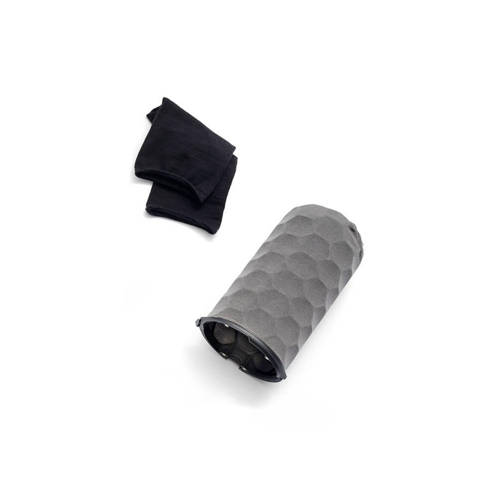 Nano-Shield Single Tube Section, Størrelse D, med både grå og sorte strømper