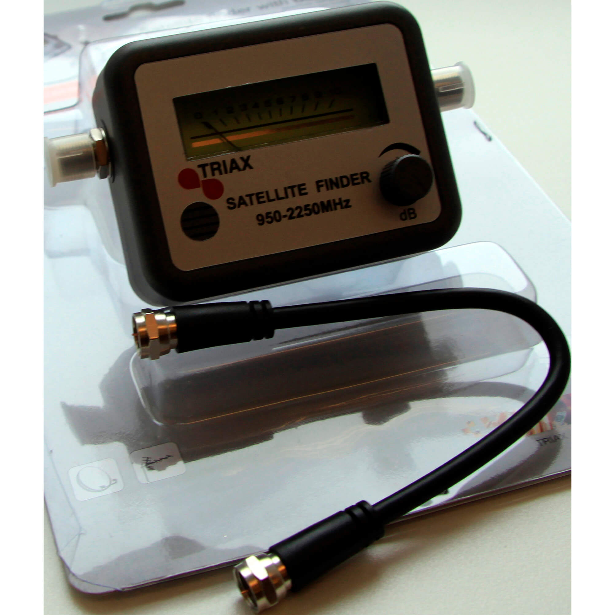 TRIAX Sat Finder Analog 