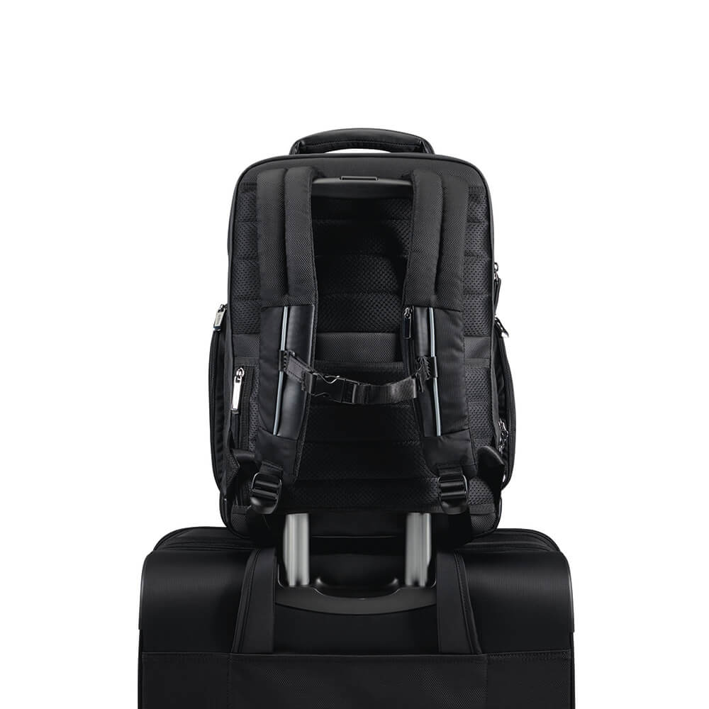 samsonite spectrolite 3.0 17.3
