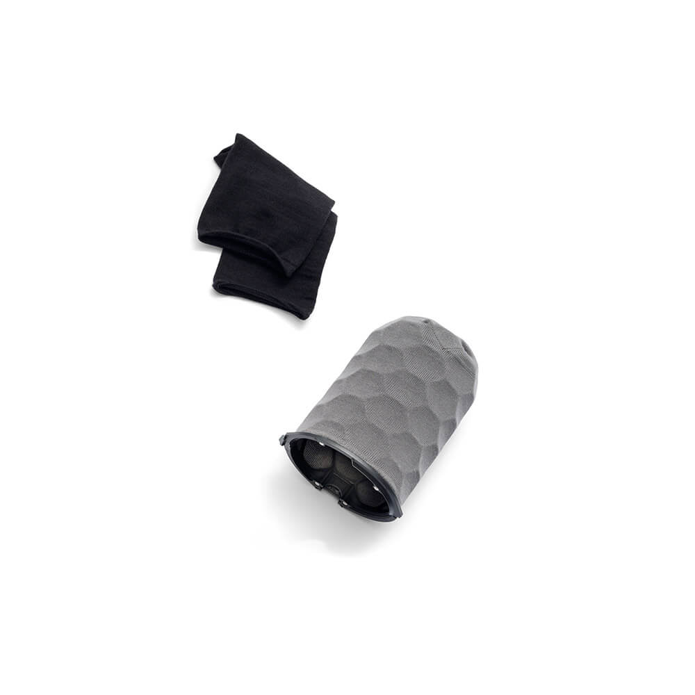 Nano-Shield Single Tube Section, Størrelse C, med både grå og sorte strømper